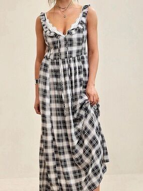 Aerie Happy & Drapey Side Smocked Dress